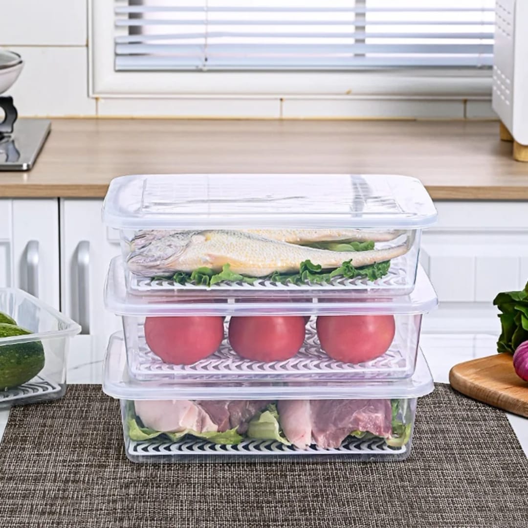 Stackable fridge storage box with drain plate