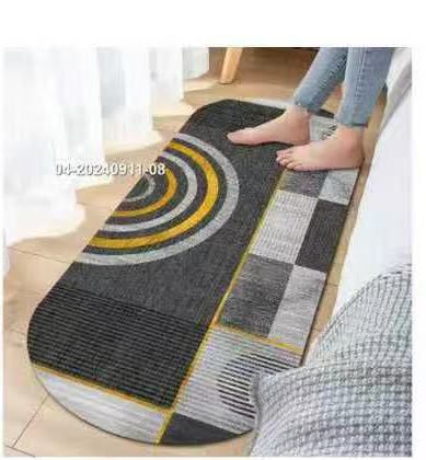 Non Slip Absorbent bedside mat Soft luxurious 60*180 cm